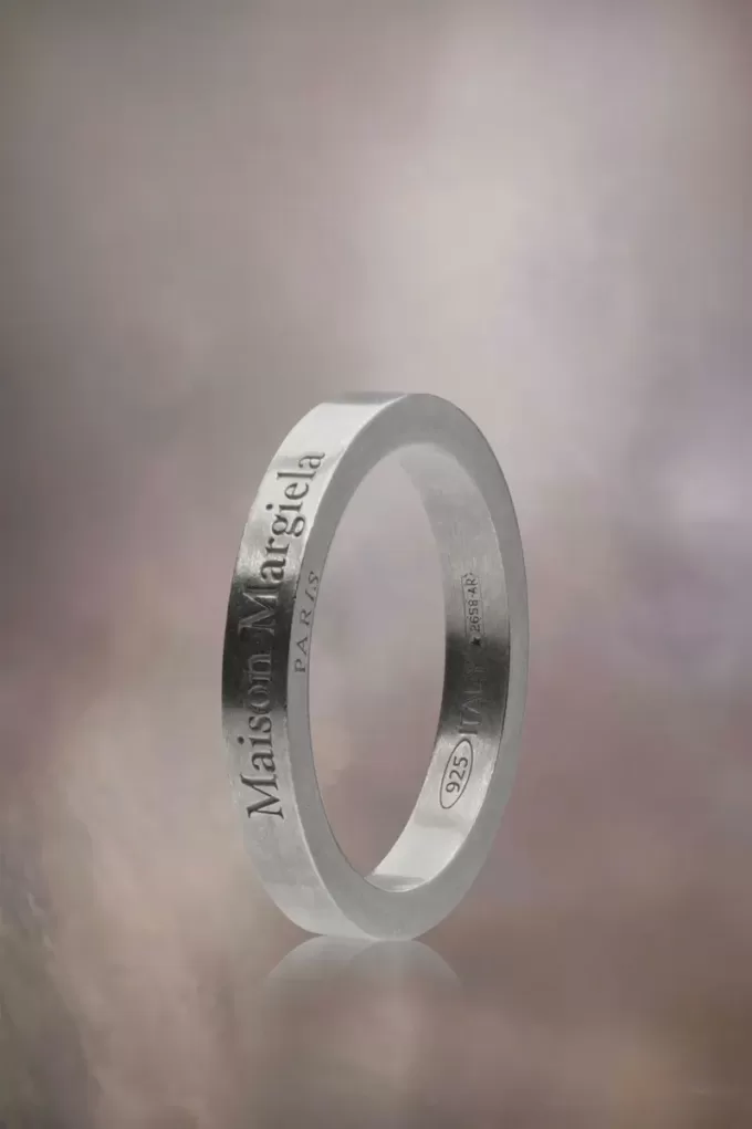 Anello con logo Maison Margiela Anello con logo Maison Margiela