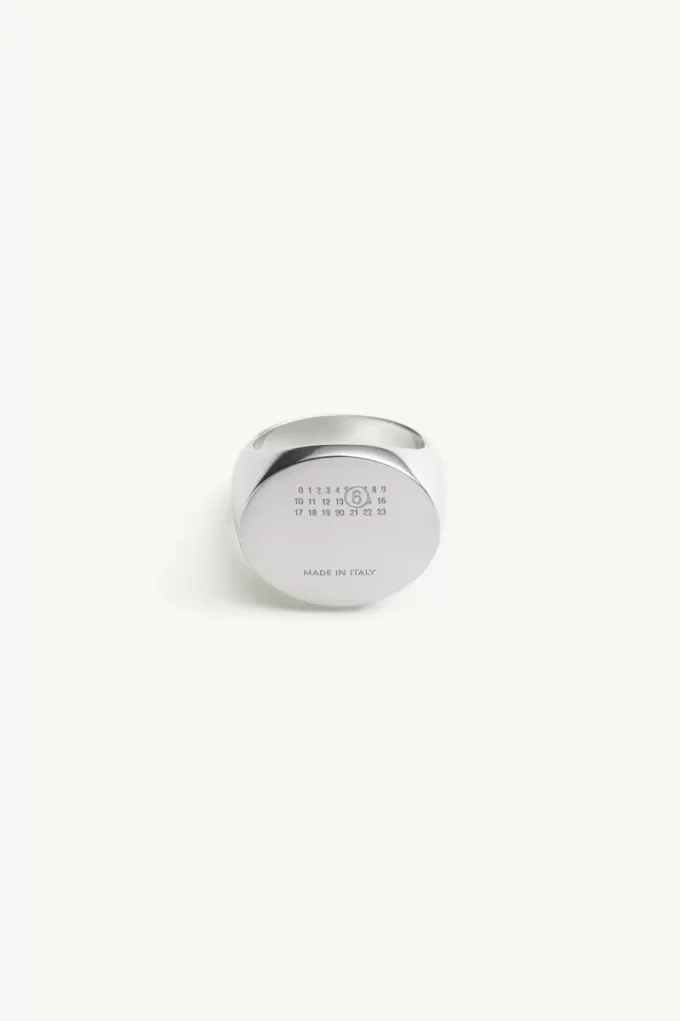 Anello ovale numerico Maison Margiela Anello ovale numerico Maison Margiela