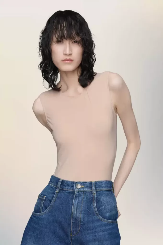 Body senza maniche in jersey tecnico Body senza maniche in jersey tecnico