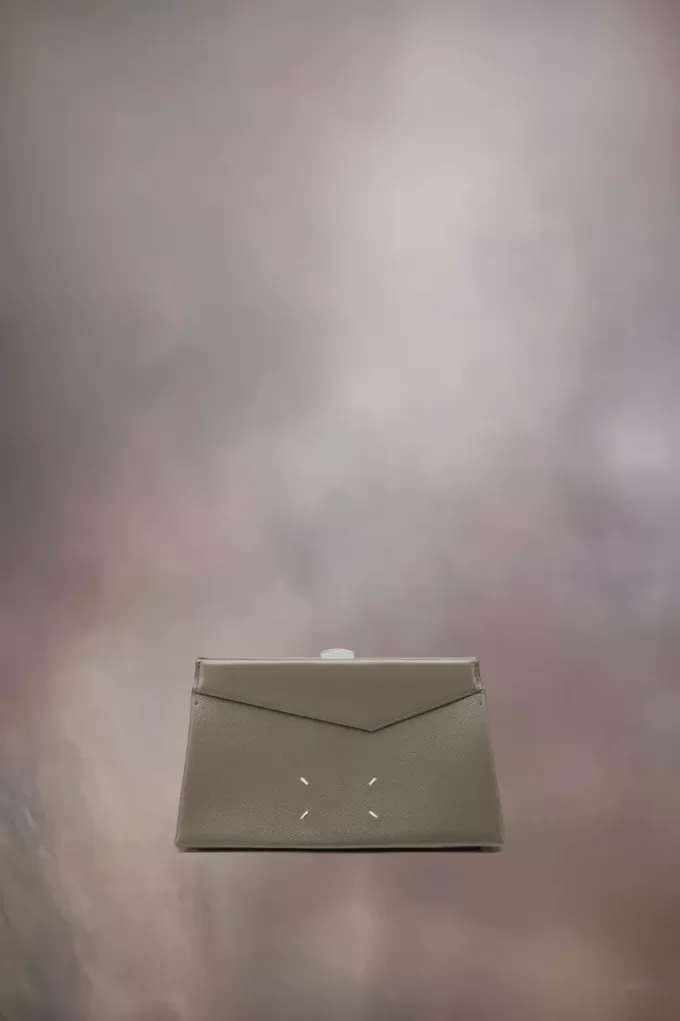 Borsa a tracolla piccola strappata Borsa a tracolla piccola strappata