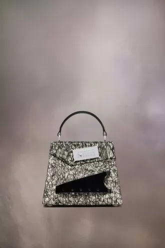 Borsa piccola strappata