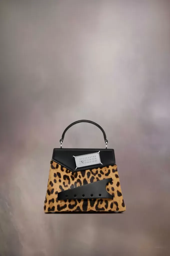 Borsa piccola strappata Borsa piccola strappata
