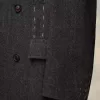 Cappotto doppiopetto in lavorazione Cappotto doppiopetto in lavorazione