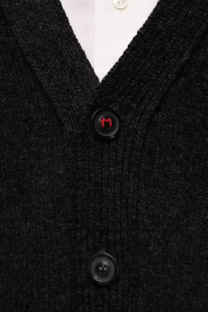 Cardigan con toppa sui gomiti Cardigan con toppa sui gomiti