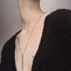 Collana con ciondolo con logo