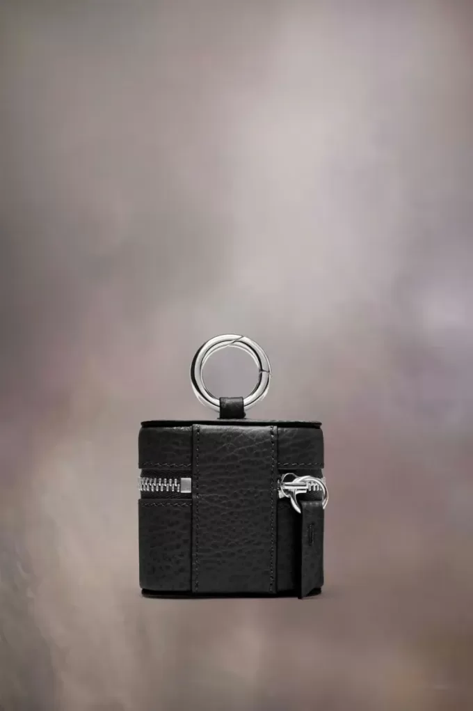Custodia per AirPod con logo Maison Margiela Custodia per AirPod con logo Maison Margiela