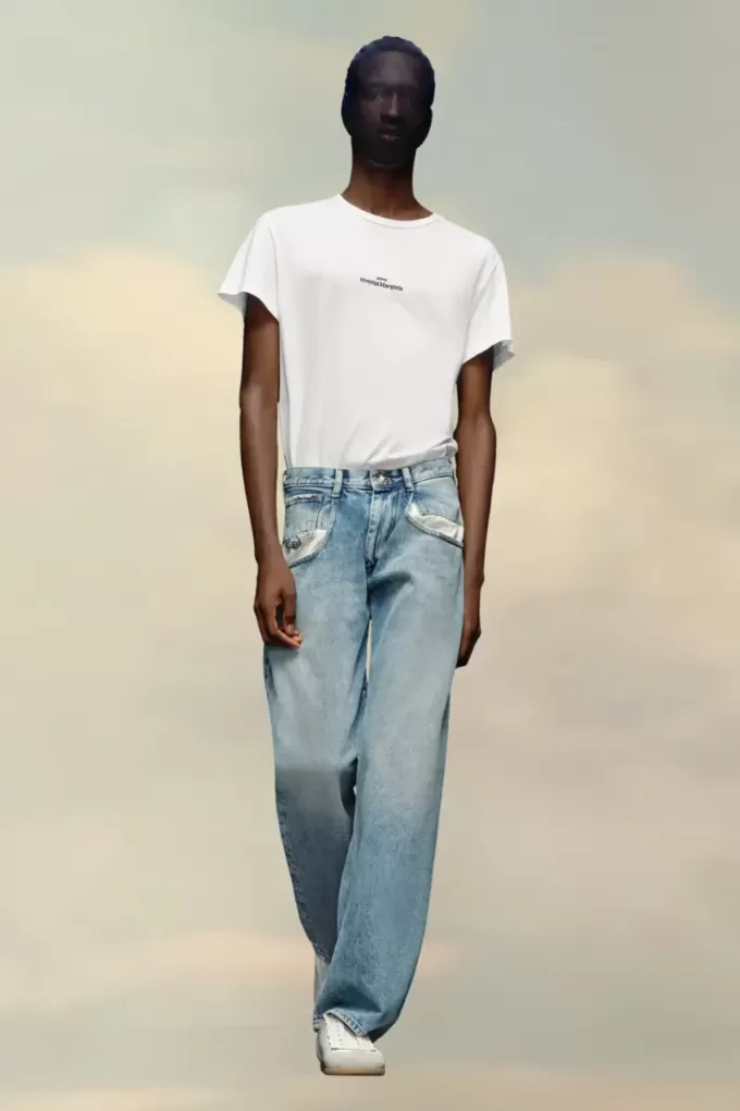 Jeans dritti con tasche a contrasto Jeans dritti con tasche a contrasto