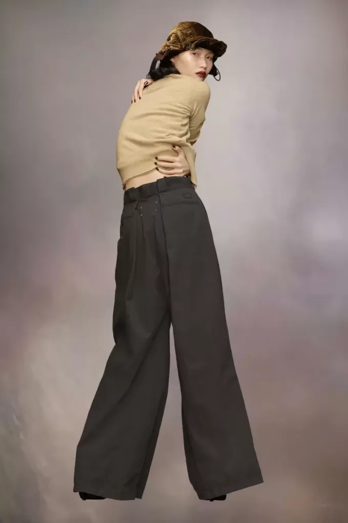 Pantaloni con pieghe Maison Margiela Pantaloni con pieghe Maison Margiela