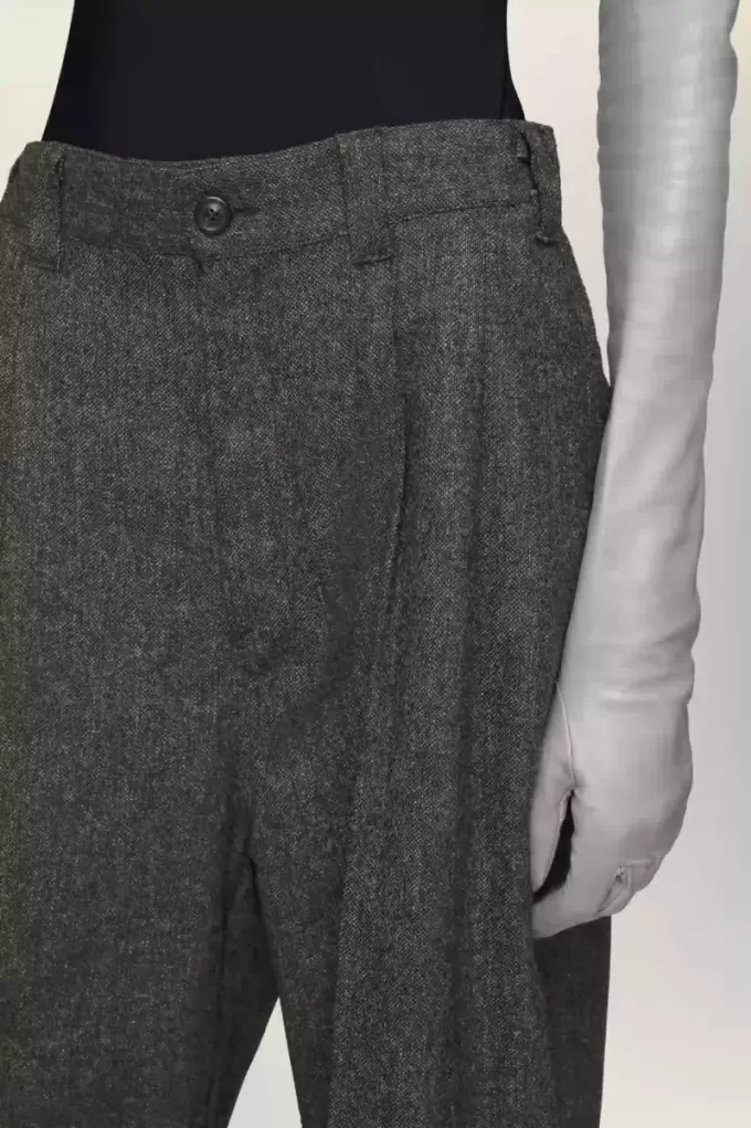 Pantaloni di lana a gamba larga Pantaloni di lana a gamba larga