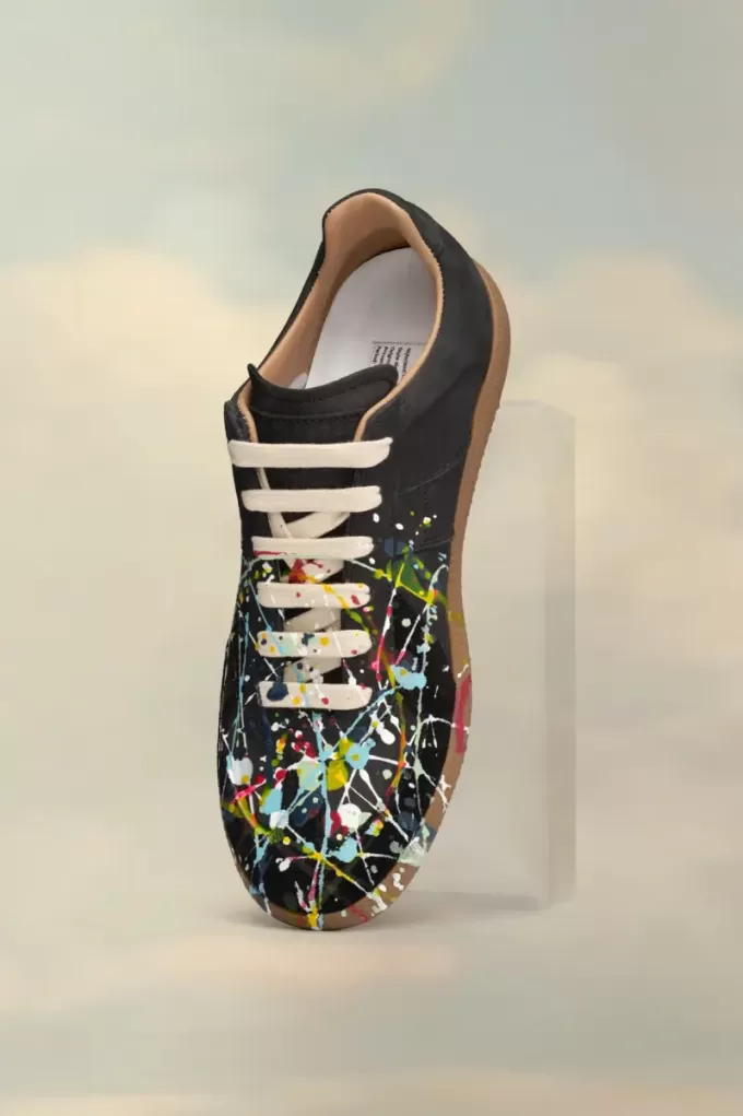 Sneakers replica di vernice Sneakers replica di vernice