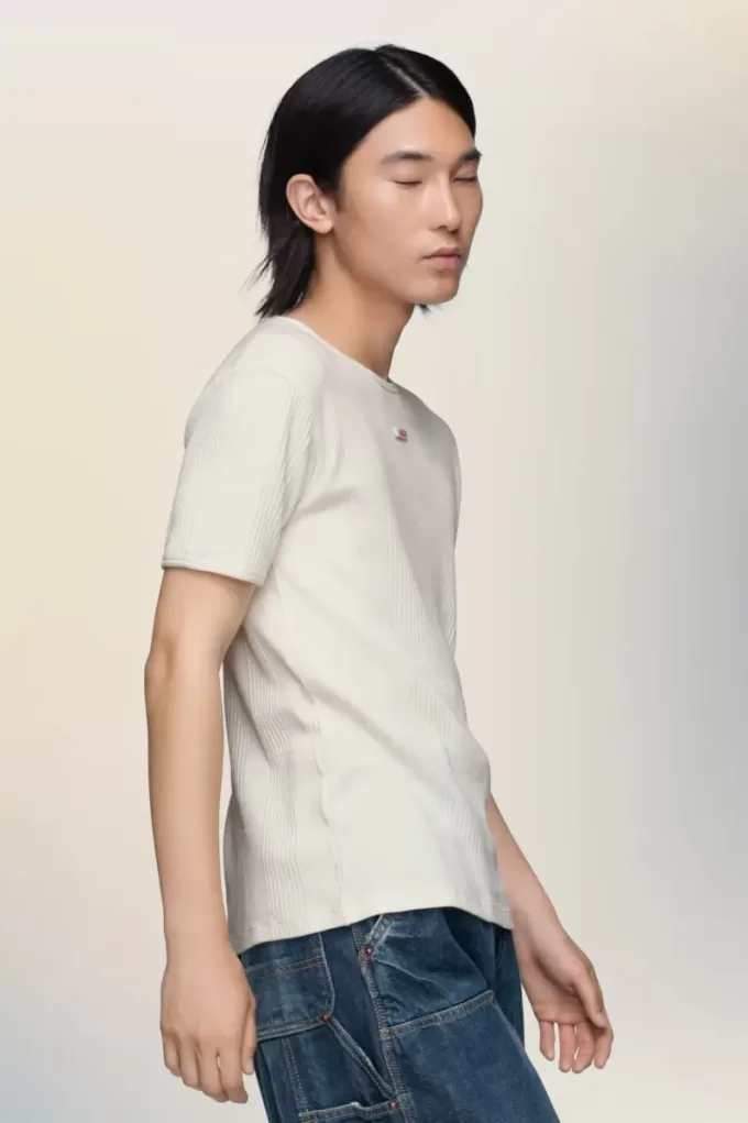 T-shirt in cotone a coste T-shirt in cotone a coste